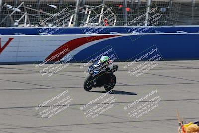 media/Aug-27-2022-Fastrack Riders (Sat) [[c588535105]]/Level 1/Session 1 Start Finish/